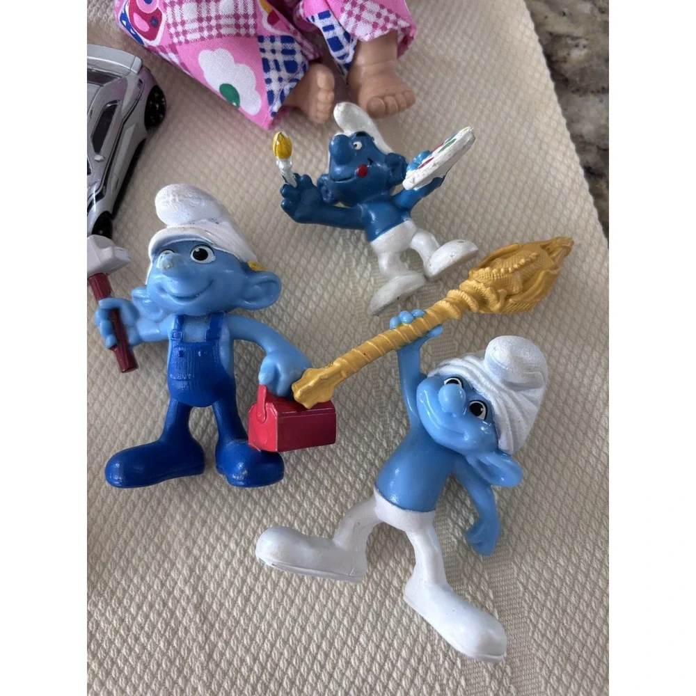 vintage toy collectors here‎ is a lot that has a little bit of everything 3475